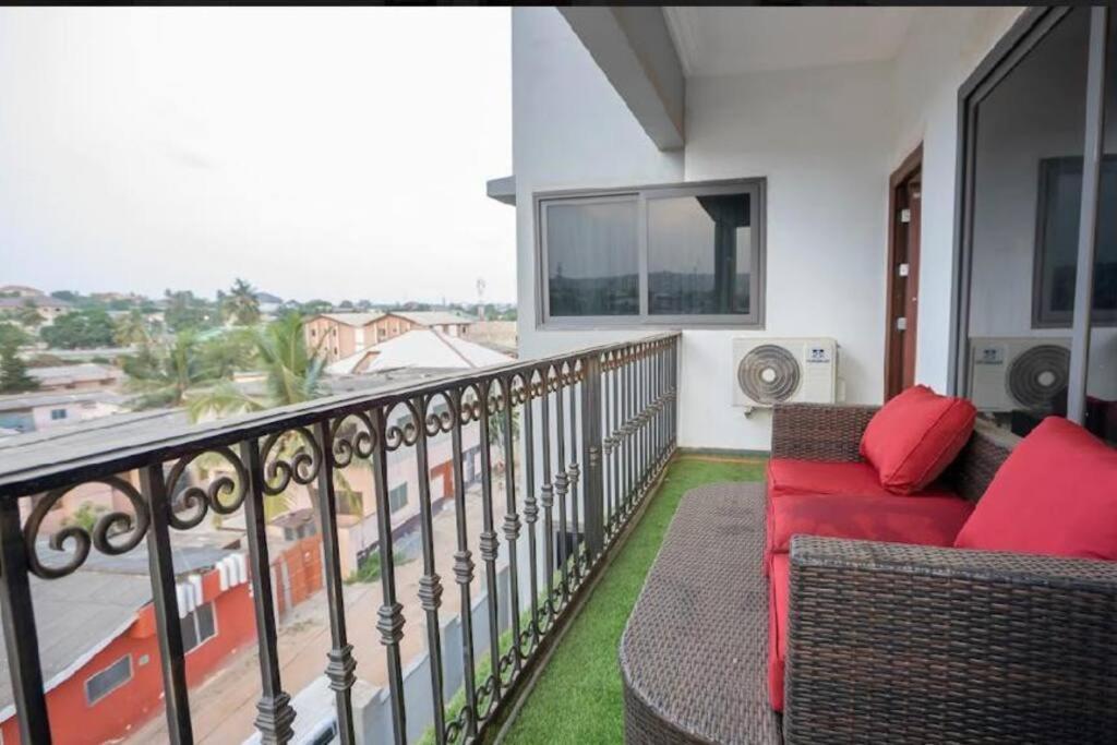 Cozy Penthouse ,Accra Ghana Owuraman Eksteriør billede